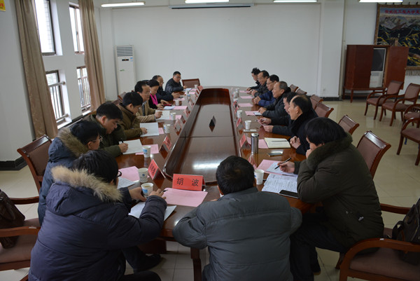 在武汉工程大学调研_副本.jpg