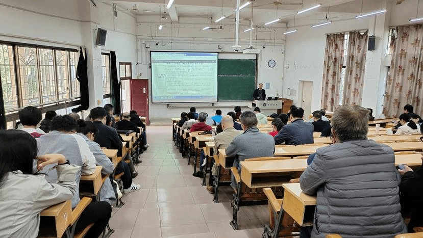 20211111电计学院召开高级职称教师及博士座谈会图片