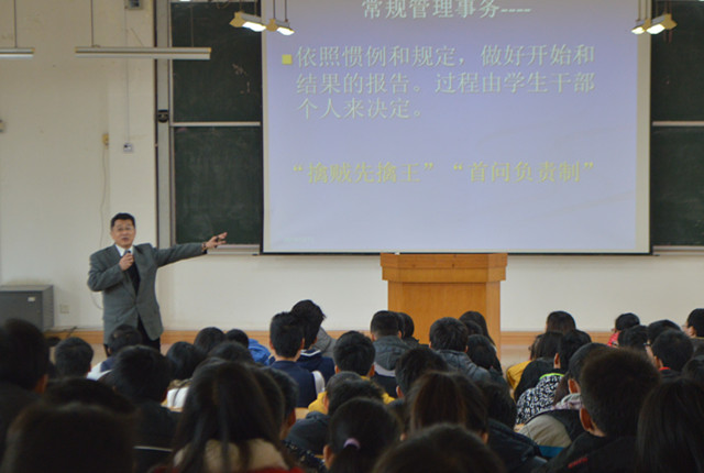 黄书记2_副本.jpg