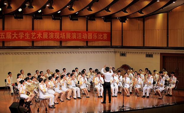 4校艺术团管乐队比赛现场.JPG