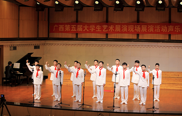 5校艺术团声乐队比赛现场.JPG