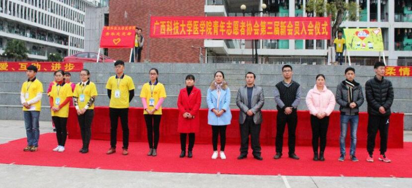 QQ截图20151211085848.jpg