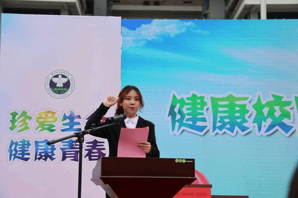 说明: F:\禁毒活动现场照片\R5__5836.JPG