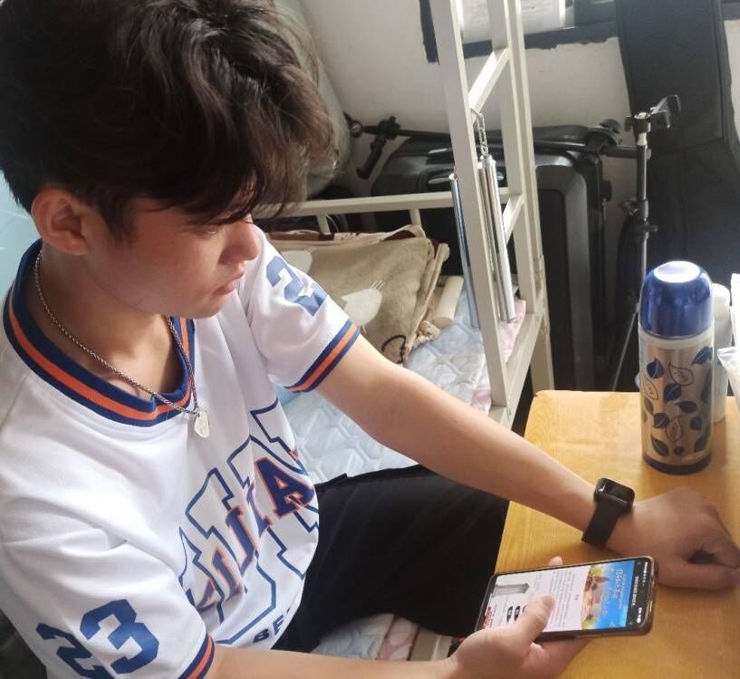 1649986353860463.jpg