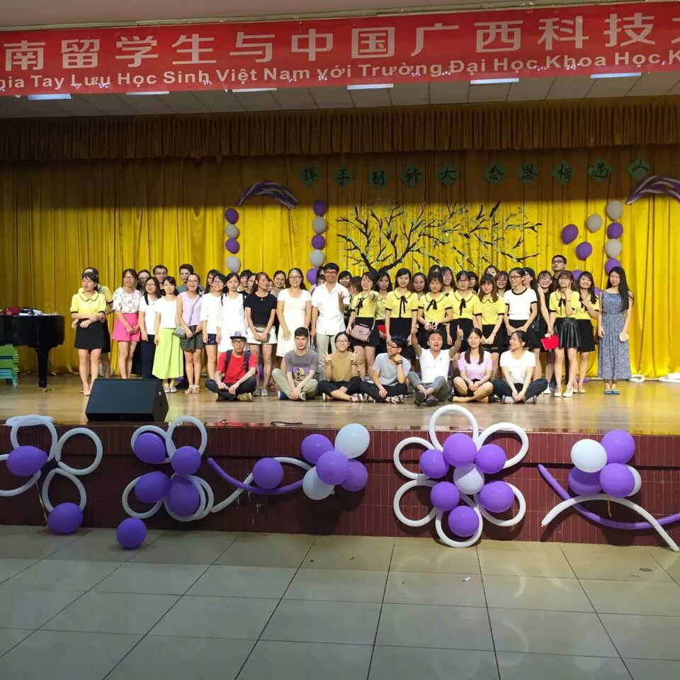 越南留学生晚会3.jpg
